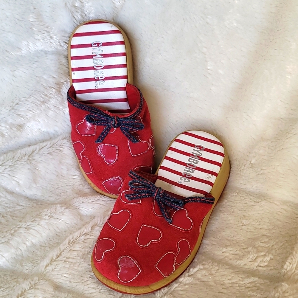 Red hearts Gymboree shoes